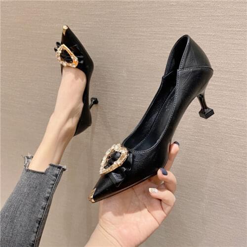 Crystal Heart buckle pumps woman chaussure femme thin high heels shoes women 2021 metal pointed toe soft pu leather talons hauts
