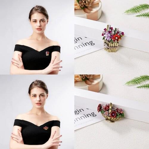 Vintage Flower Basket Alloy Brooch Crystal Rhinestone Colorful Flower Bow Flowerpot Pin For Women scarf shirt Brooch Jewelry