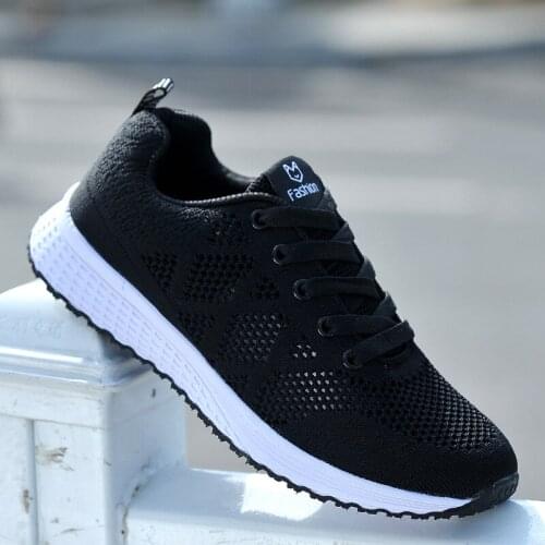 New Summer Fashion Womens Shoes Lightweight Mesh Surface Flat Casual Running Walking Shoes Hollow Out Sports Breathable Shoes