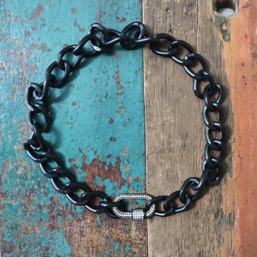 Punk black thick chain men short neck jewelry spiral buckle pendant simple stylish choker 2020 summer vintage accessories gifts