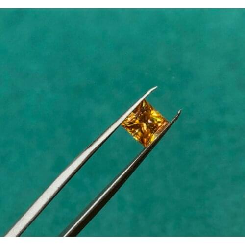 Princess Cut Diamond Test Past High Quality Yellow Moissanite 0.8 Carat 5*5mm Excellent Cut Loose Moissanite Stone for Ring