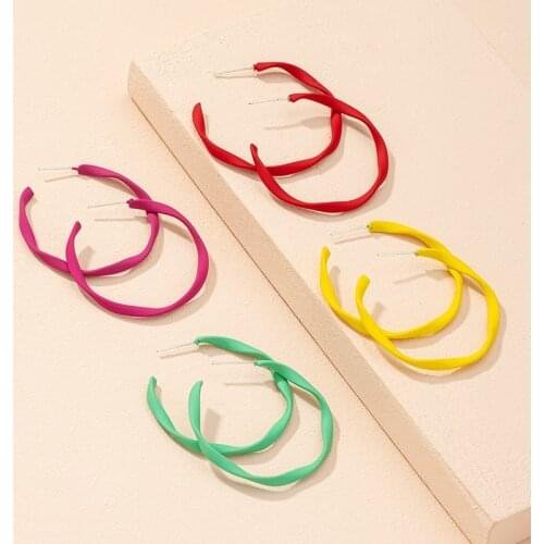 2020 New Cute C Shape Spring Color Geometric Matte Contorted Stud Earring for Women
