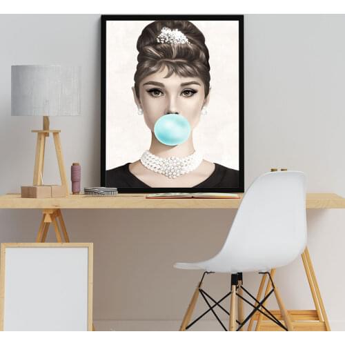 Bubble Gum Fashion Poster Hepburn Canvas Painting Black White Wall Art Print Modern Picture For Living Room On The Wall Decor