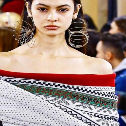 New fashion exaggerated large round earrings, stylish sexy gold spring geometric statement earrings, womens jewelry gift