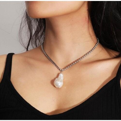 Fashion Retro Baroque Faux Pearl Pendant Chain Round Circle Choker Necklace Jewelry For Girls Women Wedding Party Gift