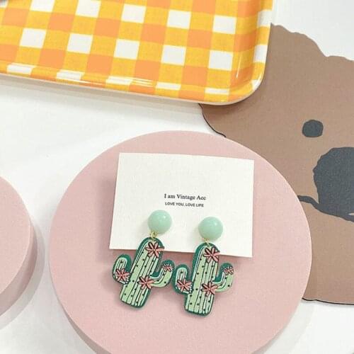 Minar Summer Cartoon Cactus Drop Earrings for Women Mujer Green Color Resin Planet Hanging Dangle Earrings Chic Party Jewelry