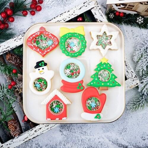 Christmas Cookie Cutter Biscuit Stamp Fondant Mould Xmas Shaking Snowflake Santa Snowman Cake Decoration Tools Baking Moulds