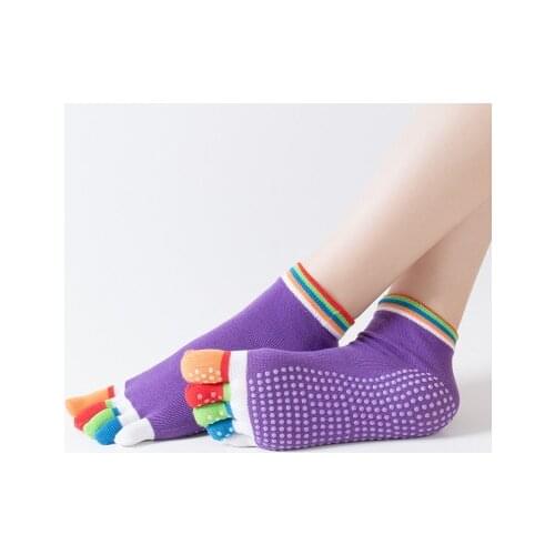 S002 Good quality Many colors free shipping lovely 1 Pair Women Yoga Socks 5 toes Anti slip Silicone Gym Pilates Ballet Fitness