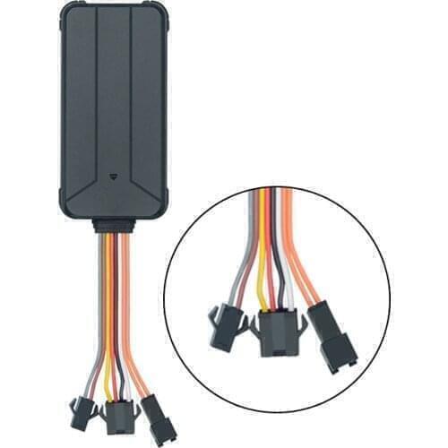 Built - in Antenna Real Time Mini GPS Locator For Vehicle With Quad Band Web Based GPS Tracking System