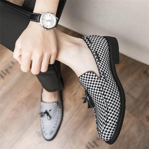 Light Autumn New Thousand Bird Lattice Doudou Fashion Tassel Shoes Flat Heel Lefu Zapatillas De Deporte Shoes ZQ0174