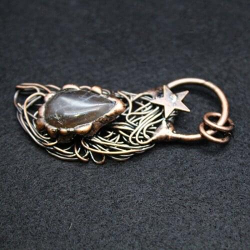 Original Design Irregular Natural Labradorite Pendant Necklace Women Jewelry Exaggeration Sweater Chain Meditation Pendulum