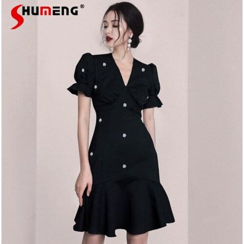 2021 New Summer French V-neck Puff Sleeve Black Slimming Beaded Dress Goddess