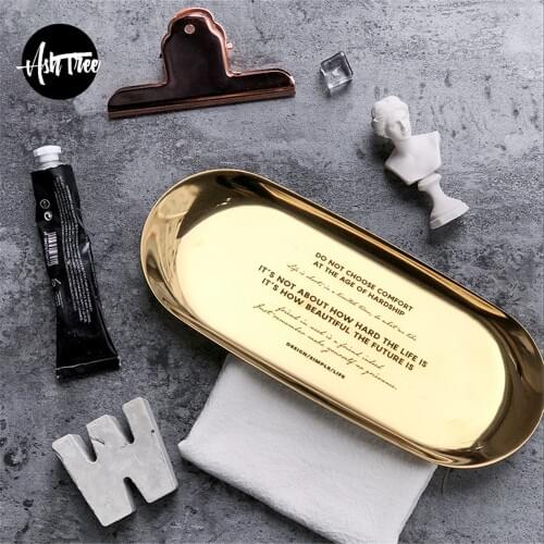 Chic Scandinavian Metal Office Table Storage Plate Nordic Elegant Luxury Gold Lettering Office Desk Storage Tray Organizer Decor
