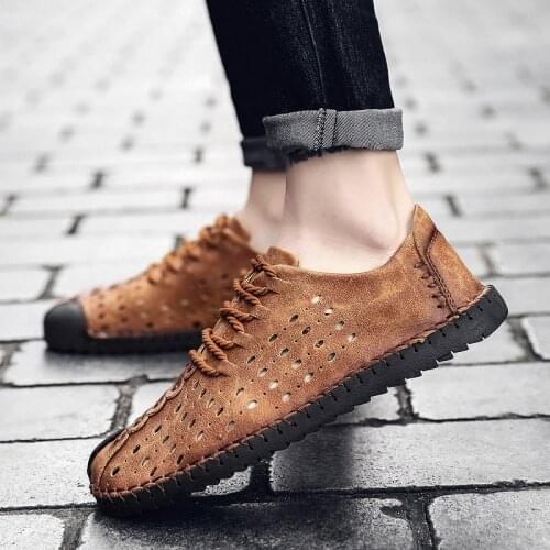 Mens leather shoes 2021 popular mens shoes summer punching breathable casual shoes mens fashion bean shoes Korean lazy shoes