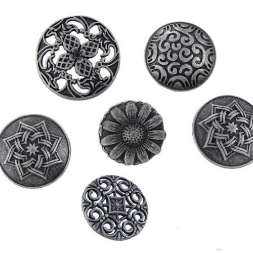 50Pcs Round Mixed Antique Silver Metal Buttons Beautiful Flower Decorative for Knitting Crochet DIY Sewing Decor