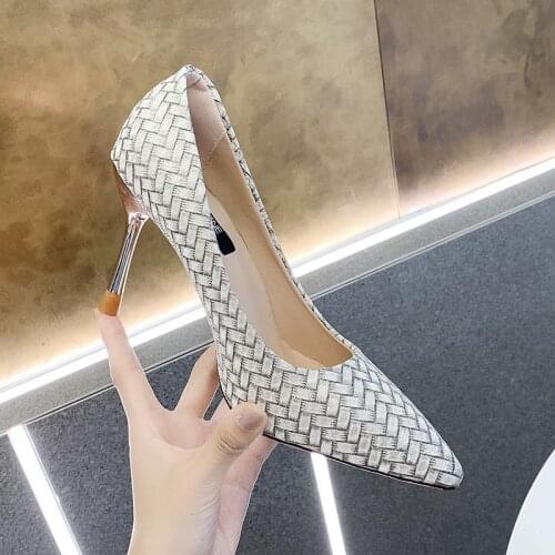 High heeled shoes pointed new shallow mouth cover feet Korean thin heeled professional womens shoes988