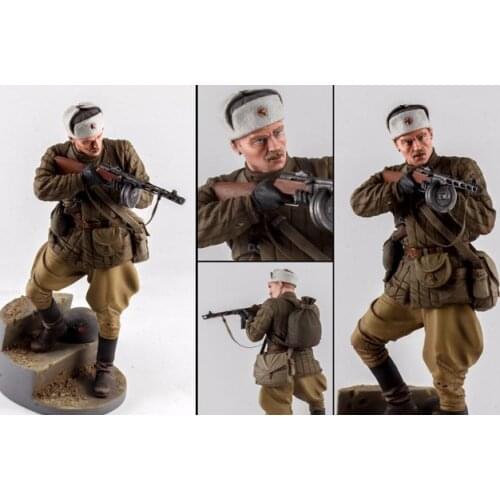 1/16 Unpainted Resin Figure Soviet Soldier