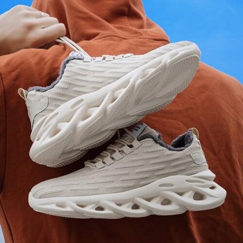 Bravover Men's Winter Sneakers