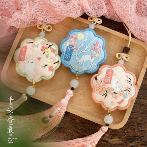 Rabbit Embroidery Diy Keychain Man Material Package Womans Key Chain Handmade Pendant Key Ring Girls Key Holder Jewelry Llaveros