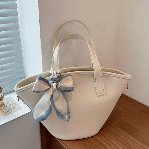 Casual Tote Bags for Women White Simple Female Handbags Vintage Leather Shoulder Bag with Scarves Ladies Sac Crossbody Bag Girls