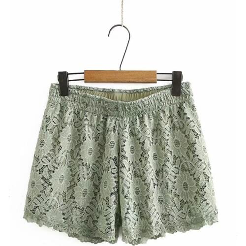 Plus size elastic waist women Lace shorts 2020 new summer casual ladies soft solid pink black white shorts female