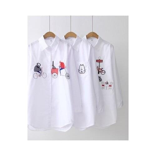 Casual Loose Ladies Harajuku Embroidered White Shirt Retro Long-sleeved Single-breasted Lapel Shirt Mid-length Female Top Crop