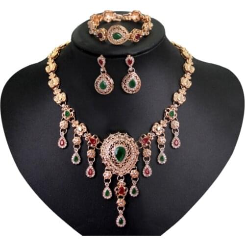 Vintage Multiple Styles Four-Piece Jewelry Set Wedding Accessories Ring Bracelet Earrings Choker Necklace Sets for Women Bride
