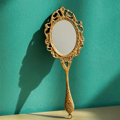 Light Luxury Retro Carved Hand-held Brass Makeup Mirror Home and Travel Exquisite Portable Beauty Makeup Round Handle Mirror