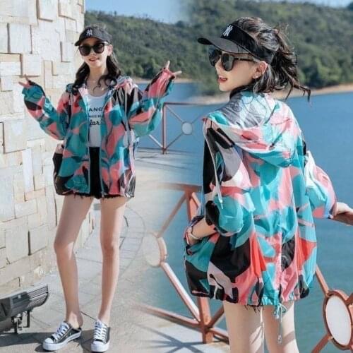 2021 summer sunscreen clothing womens print new Korean loose hooded long sleeve anti ultraviolet medium length