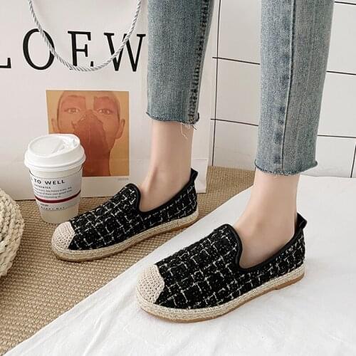 Single Shoes Female 2021 Spring and Summer New Hemp Rope Braided Flat Fisherman Shoes Casual Wild Lazy One Pedal Love Shoes