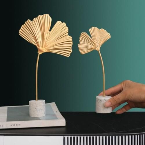 Nordic INS Gold Ginkgo Leaf Ornaments for Home Decoration Living Room TV Cabinet Porch Sculpture Crafts Figurines Miniatures