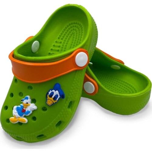 Female Child Green Daffy Duck Design Crocks Sandals