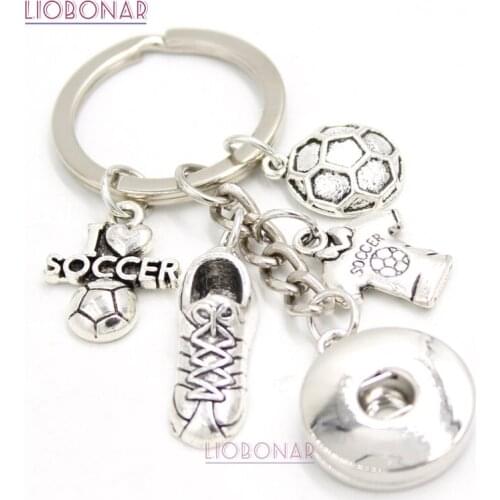 10PCS Wholesale I Love Soccer Key Chain Handbag Charm sport Snap Keychain Key Ring Gifts for Men Women 18mm Snap Jewelry