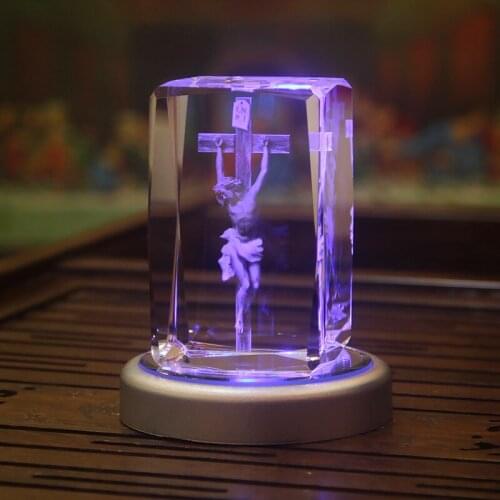 Crucifix Creative Portrait Figurine Cross Statue Crystal Carving Art Sculpture Modern Home Decoration Living Room Accessories