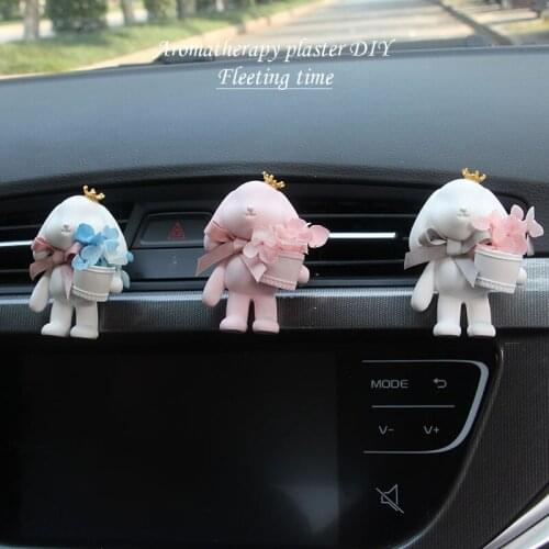 Creative car supplies, car diffuser, car vent, fragrance, cute hug rabbit, car perfume, fragrance