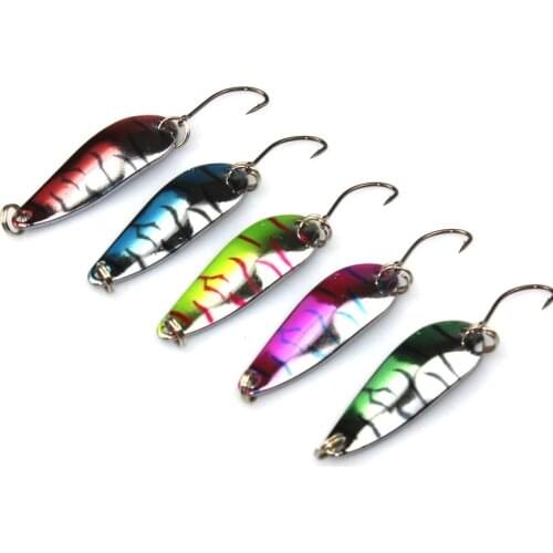 Anzhenji 2017 4.2cm 5.6g 5pcs/lot Lures Sequin Spoon 5 colors Noise Paillette Treble Hook Plastic Metal Fishing Lure Hard Bait