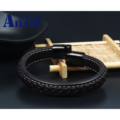 Ailatu 10pcs Wholesale Brown Genuine Leather Braided Charm Bracelet Magnetic Buckle Clasps Vintage Bangles Men Jewelry
