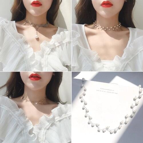 2021 new female pearl necklace niche geometric simple female temperament butterfly clavicle chain