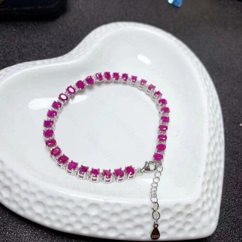Natural ruby bracelet 925 silver ladies bracelet simple atmosphere, a gift for girls