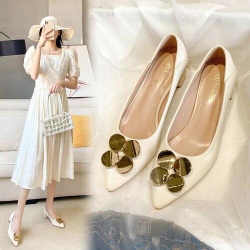 2021 Chic Metal buckle woman pumps pointed toe slip on talons femme mary janes thick med-high heels shoes women plus size 34-43