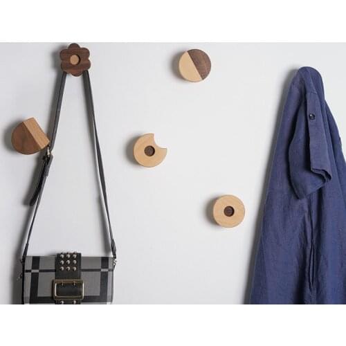 Biscuits Pattern Wooden Wall Hangers for Coat Hat Bat Clothes Holder Door Cabinet Drawer Handle Handles Wall Door Mounted Hooks