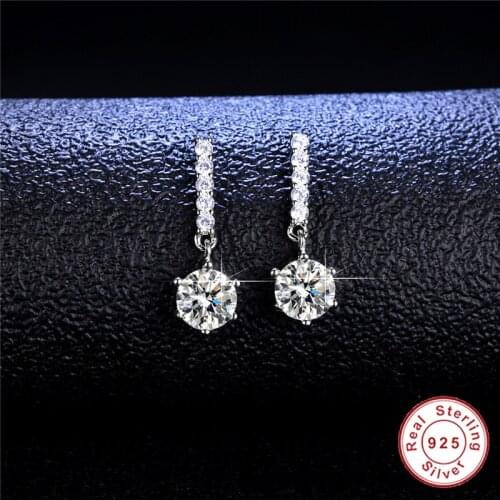 Geoki 925 Sterling Silver Passed Diamond Test Round Perfect Cut Total 2 ct D Color VVS1 Moissanite Stud Earrings Luxury Jewelry