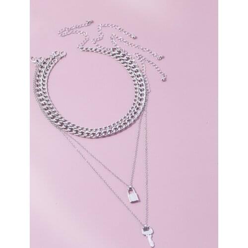 Personality Lock and Key Pendant Necklace for Women Gold Silver Color Alloy Multi Layering Chain Chokers Necklaces Birthday Gift