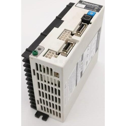 Panasonic MUDS043A1A series A 400 w/servo motor drives the motor controller