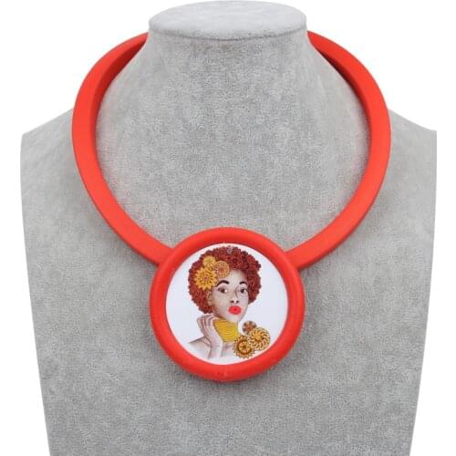YD&YDBZ Sexy Girl Pattern Wooden Pendant Necklace For Women Ethnic Red Rubber Charms Choker Goth Clothes Jewelry Sweater Chain