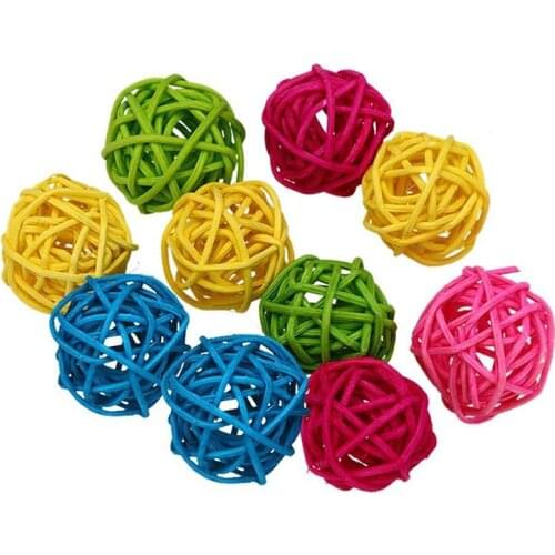 10cps Random color Rattan Chewing Bird Grind Ball Decor Toy