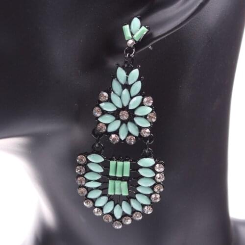 Fashion Elegant Resin Rhinestone 2021 Statement Drop Chandelier Hanging Earring Design for Ladies