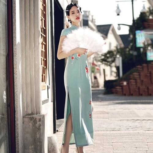 Satin Silky Burgundy Cheongsam Women Slim Print Flower Oversize 4XL Qipao Elegant Evening Party Dress Short Sleeve Vestidos