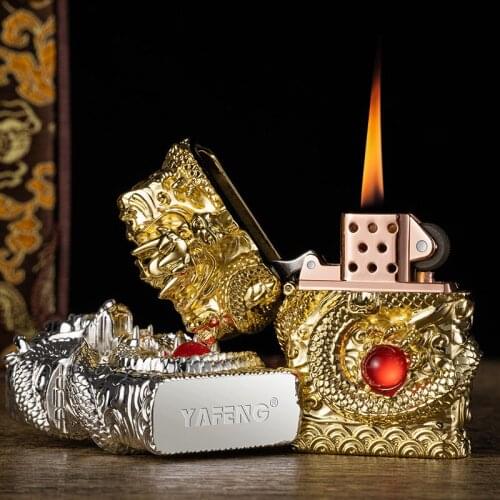 Creative Retro Heavy Armor Brass Kerosene Windproof Lighter Cigarette Lighters Grinding Wheel Lighter Three-dimensional Relief