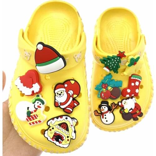 50PCS Wholesale Santa Claus Tree Hat Shoes Decoration Cartoon Croc Jibz Buckle Animal Shoes Charms Boys&Girls X-mas Gifts